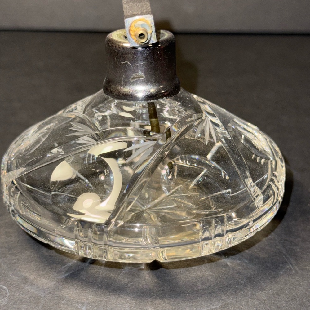 Vintage Cut Crystal Perfume Bottle Missing Squeeze Bulb for Atomizer and Tube - Picture 5 of 6